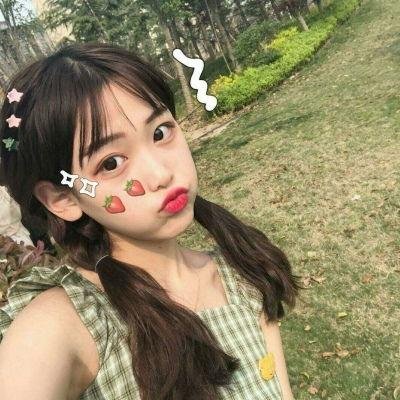艾曼妞与罗丽妲